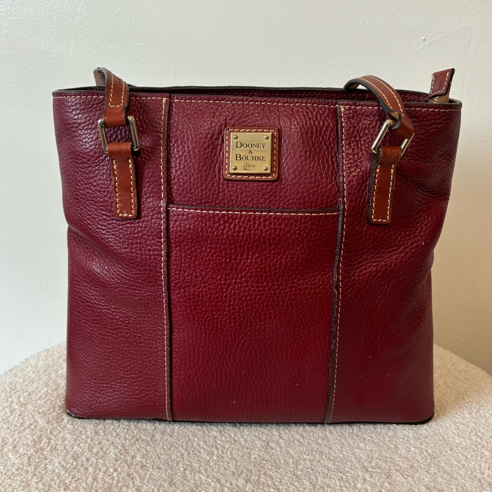 Dooney & Bourke Purse